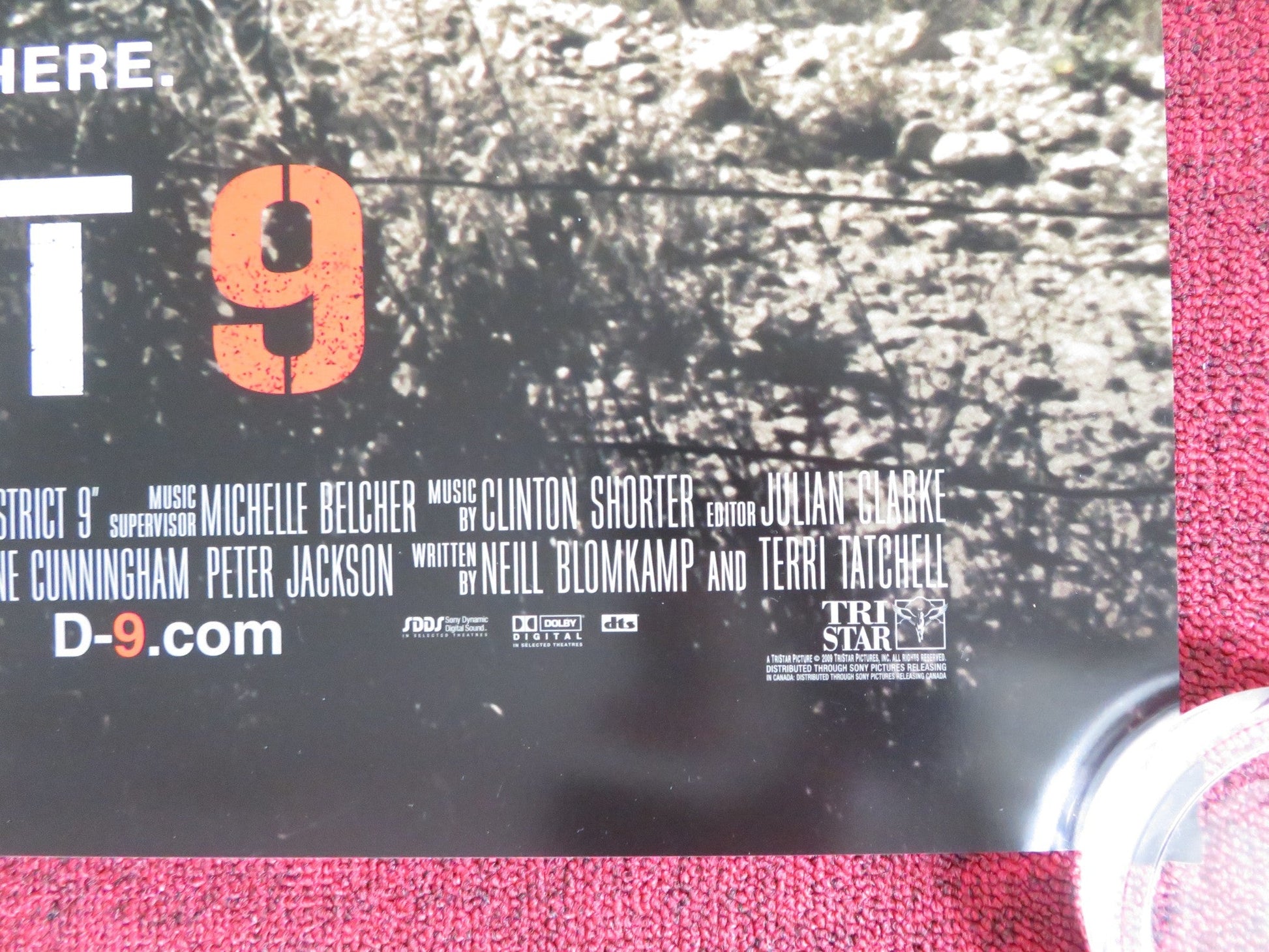 DISTRICT 9 US ONE SHEET ROLLED POSTER SHARLTO COPLEY JASON COPE 2009 Rendezvous Cinema Movie posters