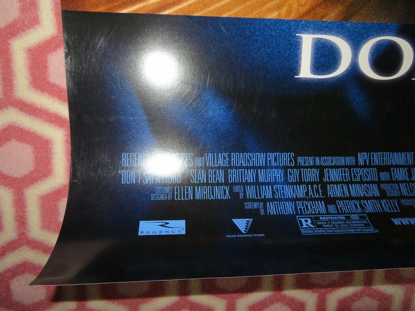 DON'T SAY A WORD US ONE SHEET ROLLED POSTER MICHAEL DOUGLAS 2001 - Rendezvous Cinema