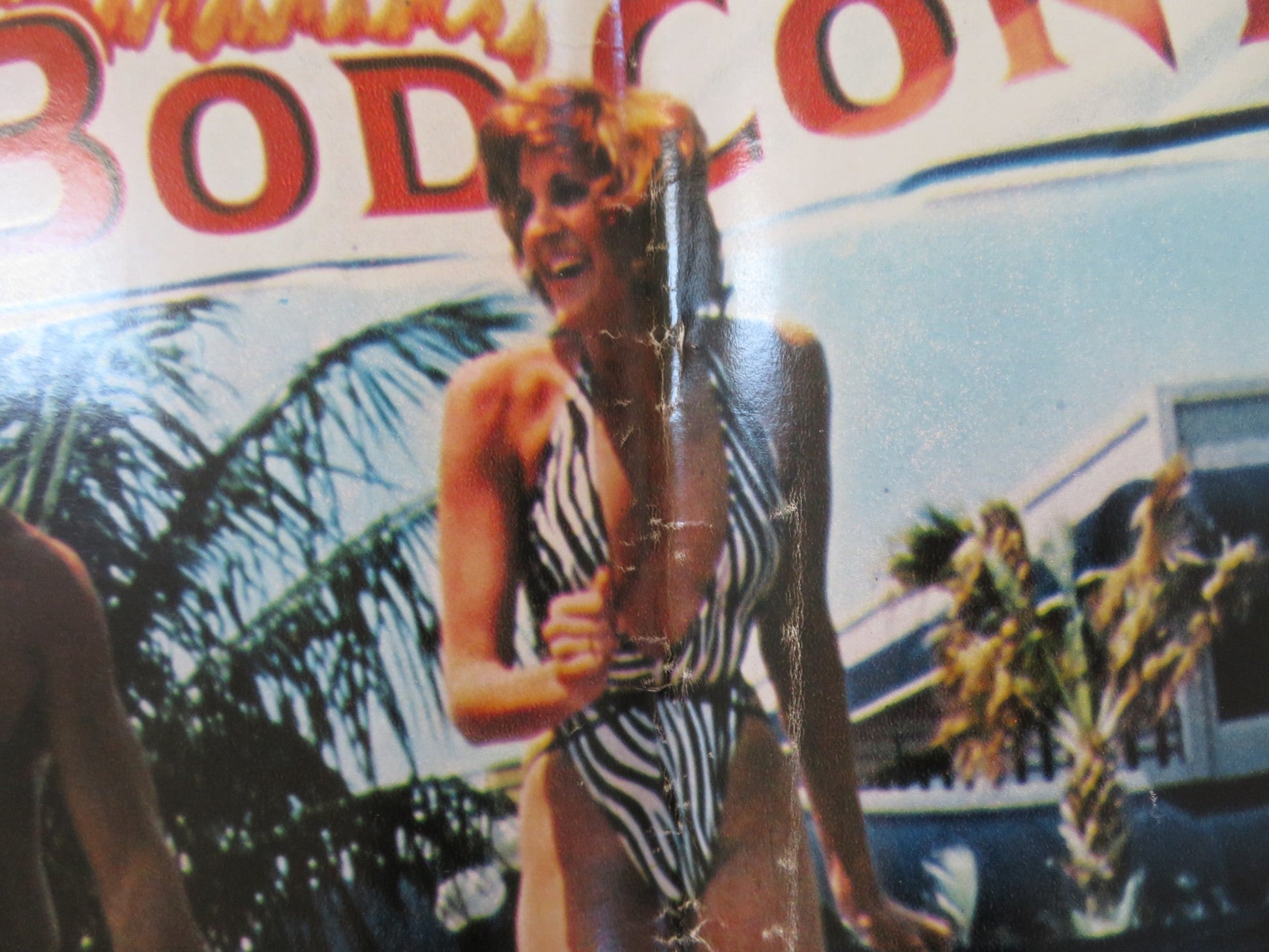 DOVE STANNO I RAGAZZI - A ITALIAN FOTOBUSTA POSTER LISA HARTMAN LORNA LUFT 1984 Rendezvous Cinema Movie posters