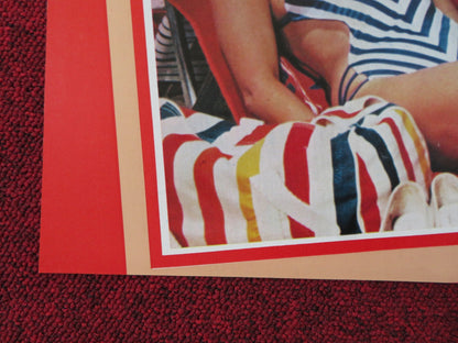 DOVE STANNO I RAGAZZI - D ITALIAN FOTOBUSTA POSTER LISA HARTMAN LORNA LUFT 1984 Rendezvous Cinema Movie posters