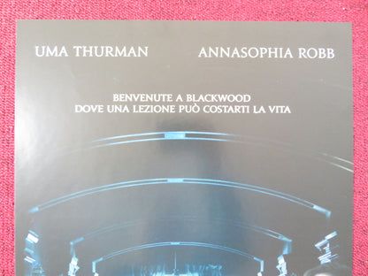 DOWN A DARK HALL ITALIAN LOCANDINA POSTER UMA THURMAN ANNASOPHIA ROBB 2018 Rendezvous Cinema Movie posters