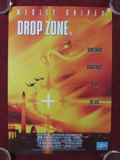 DROP ZONE VHS POSTER WESLEY SNIPES GARY BUSEY 1994 Rendezvous Cinema Movie posters