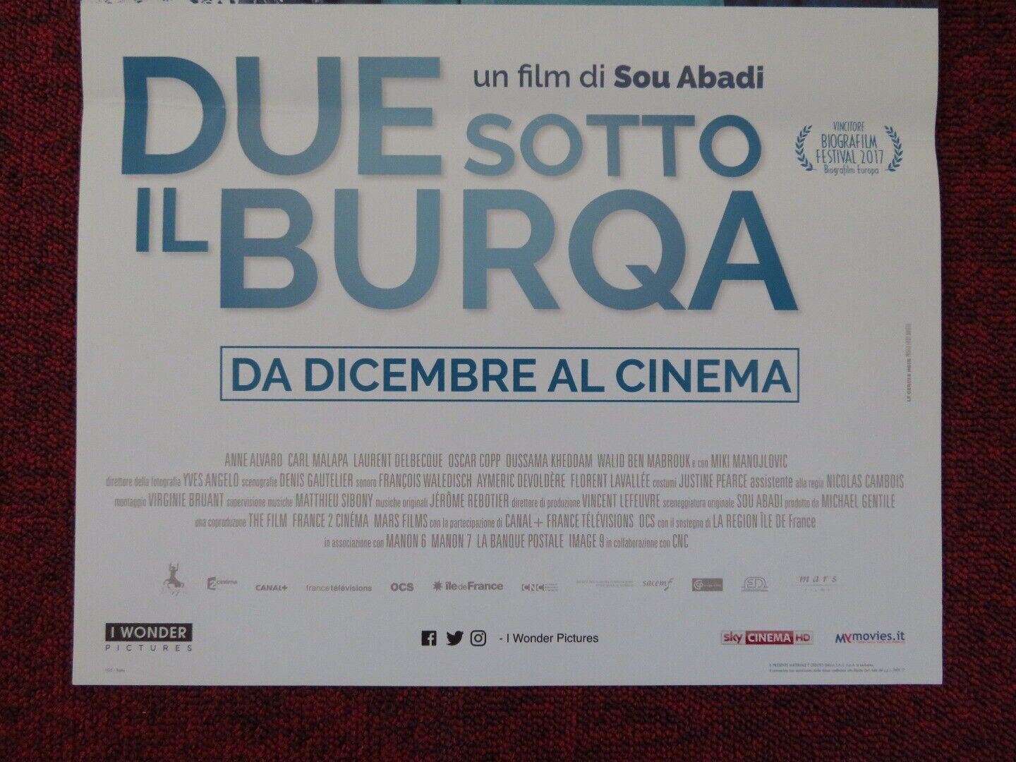 DUE SOTTO IL BURQA ITALIAN LOCANDINA (26.5"x12.5") POSTER FELIX MOATI 2017 Rendezvous Cinema Movie posters