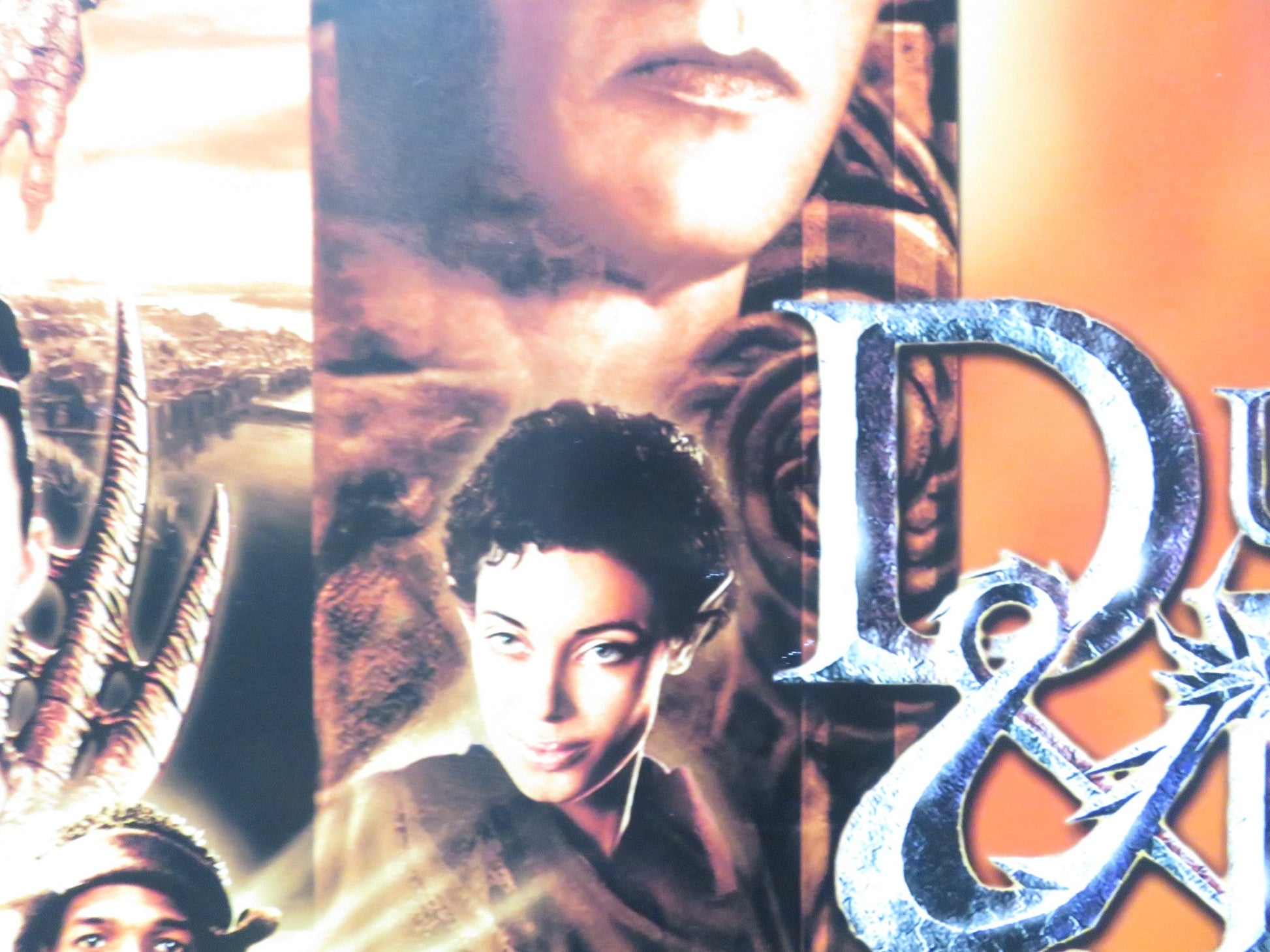 DUNGEONS & DRAGONS UK QUAD (30"x 40") ROLLED POSTER JEREMY IRONS T. BIRCH 2000 Rendezvous Cinema Movie posters