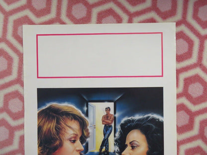 E... LA VITA E' BELLA /Life Is Beautiful ITALIAN LOCANDINA (27.5"x13.5") POSTER Movie posters