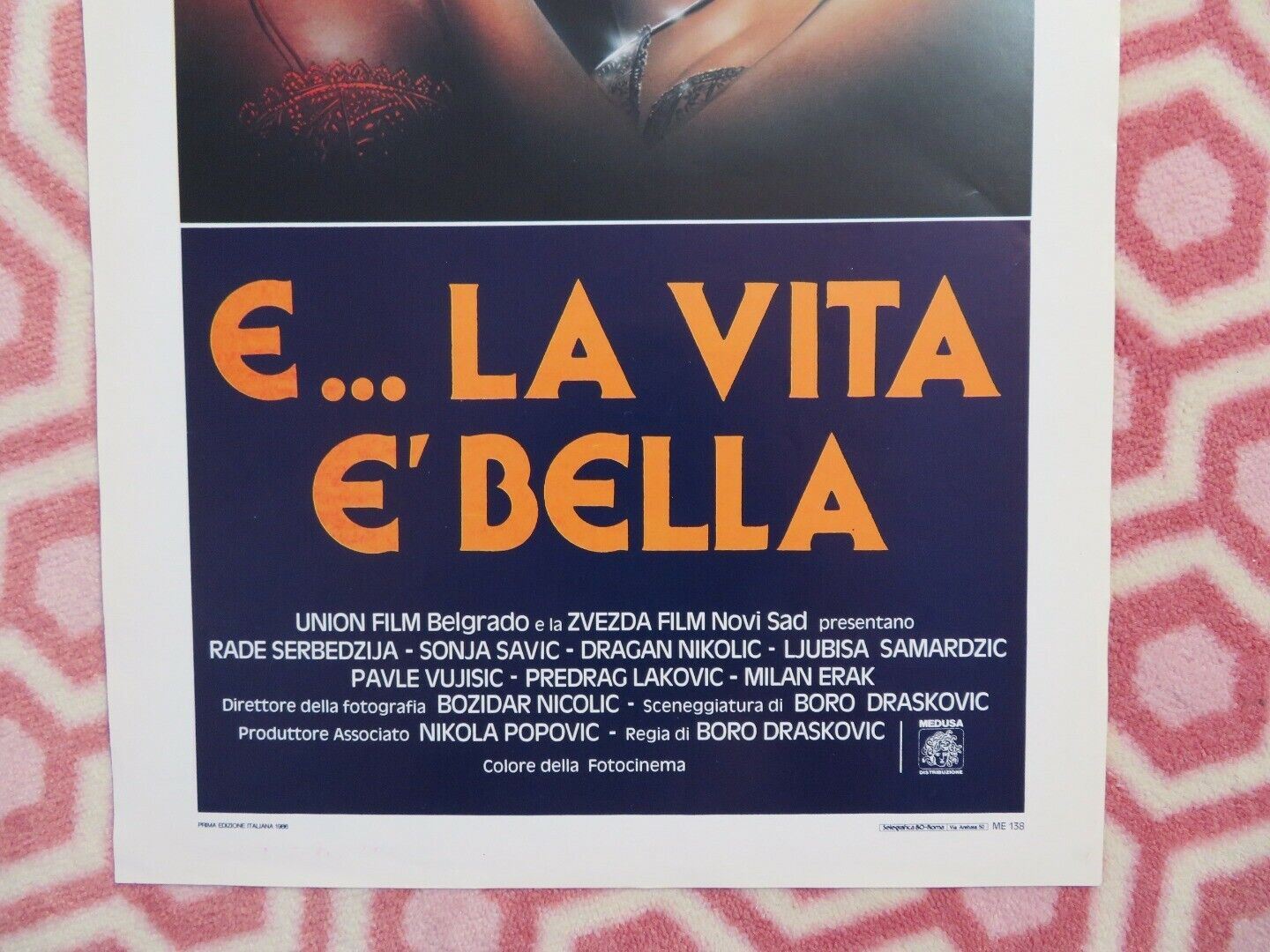 E... LA VITA E' BELLA /Life Is Beautiful ITALIAN LOCANDINA (27.5"x13.5") POSTER Movie posters