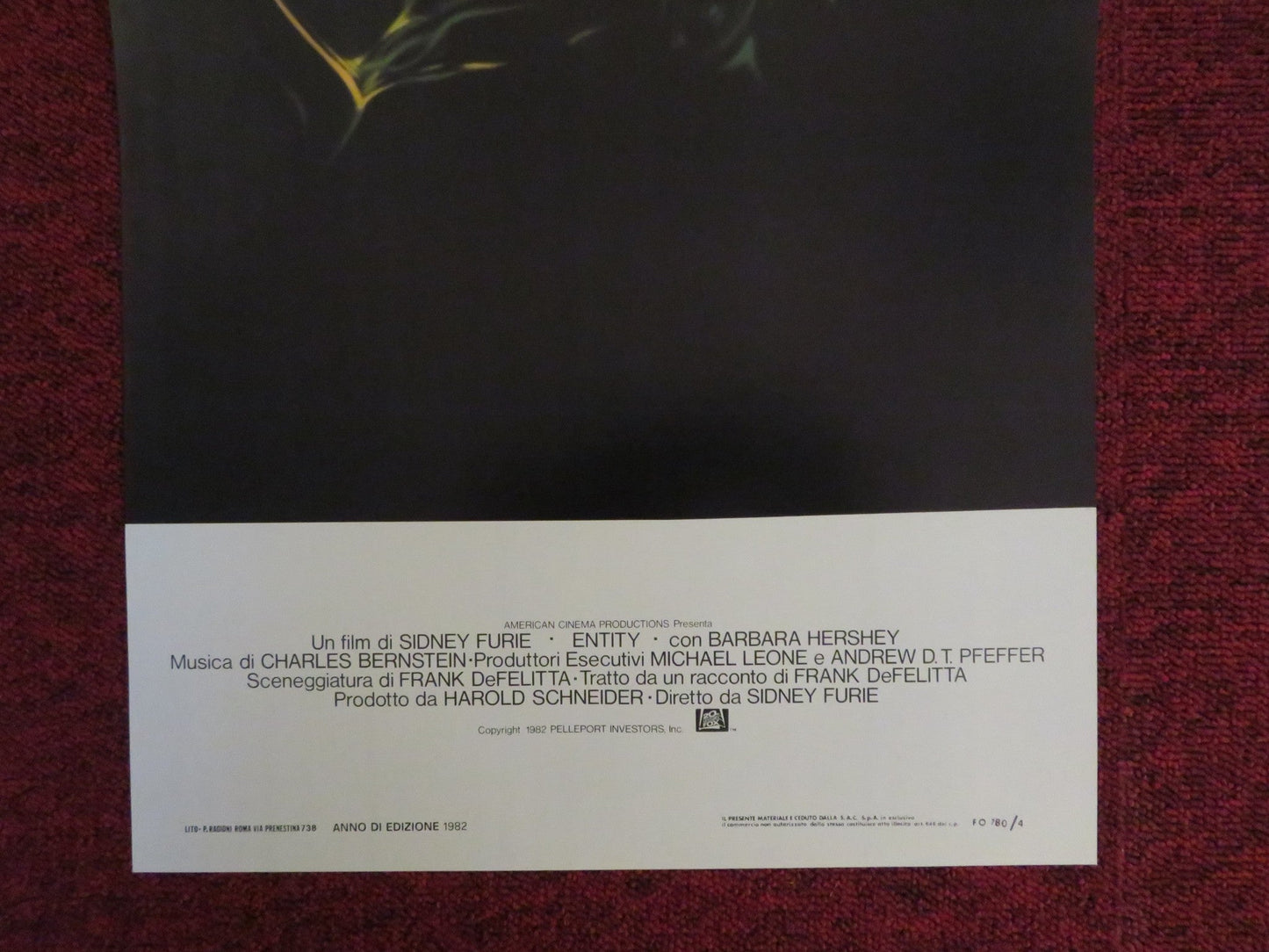 ENTITY ITALIAN LOCANDINA POSTER BARBARA HERSHEY RON SILVER 1982 Rendezvous Cinema Movie posters