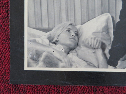 ET LA FEMME CREA L'AMOUR ITALIAN FOTOBUSTA POSTER JULIETTE VILLARD 1966 Rendezvous Cinema Movie posters