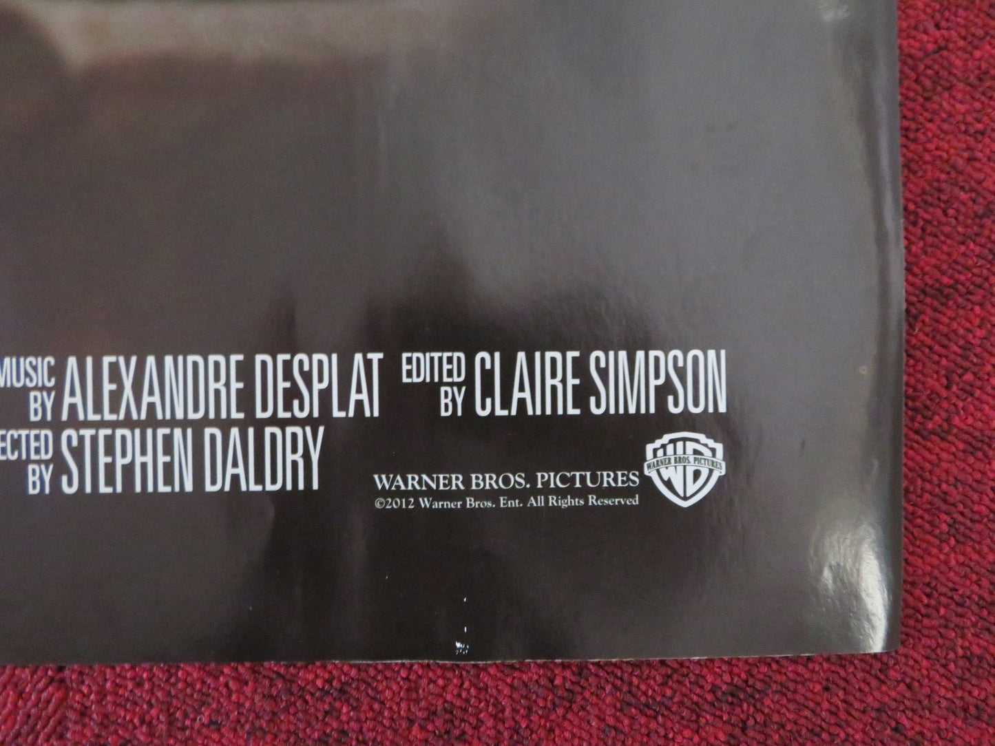 EXTREMELY LOUD AND INCREDIBLY CLOSE UK QUAD (30"x 40") ROLLED POSTER HANKS 2011 Rendezvous Cinema Movie posters