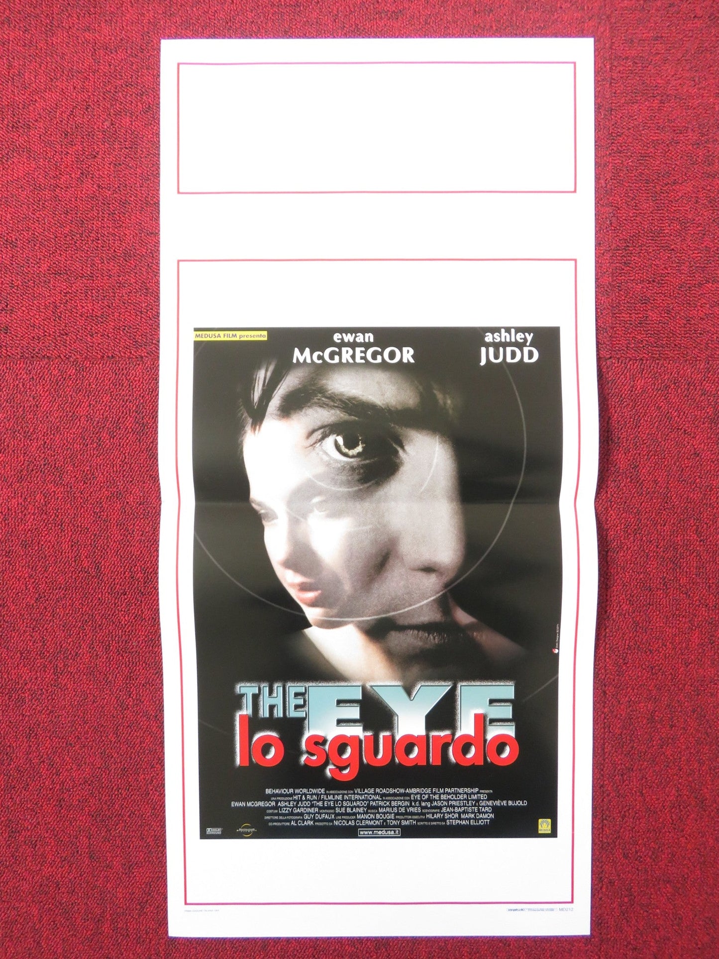 EYE OF THE BEHOLDER ITALIAN LOCANDINA POSTER EWAN MCGREGOR ASHLEY JUDD 1999 Rendezvous Cinema Movie posters
