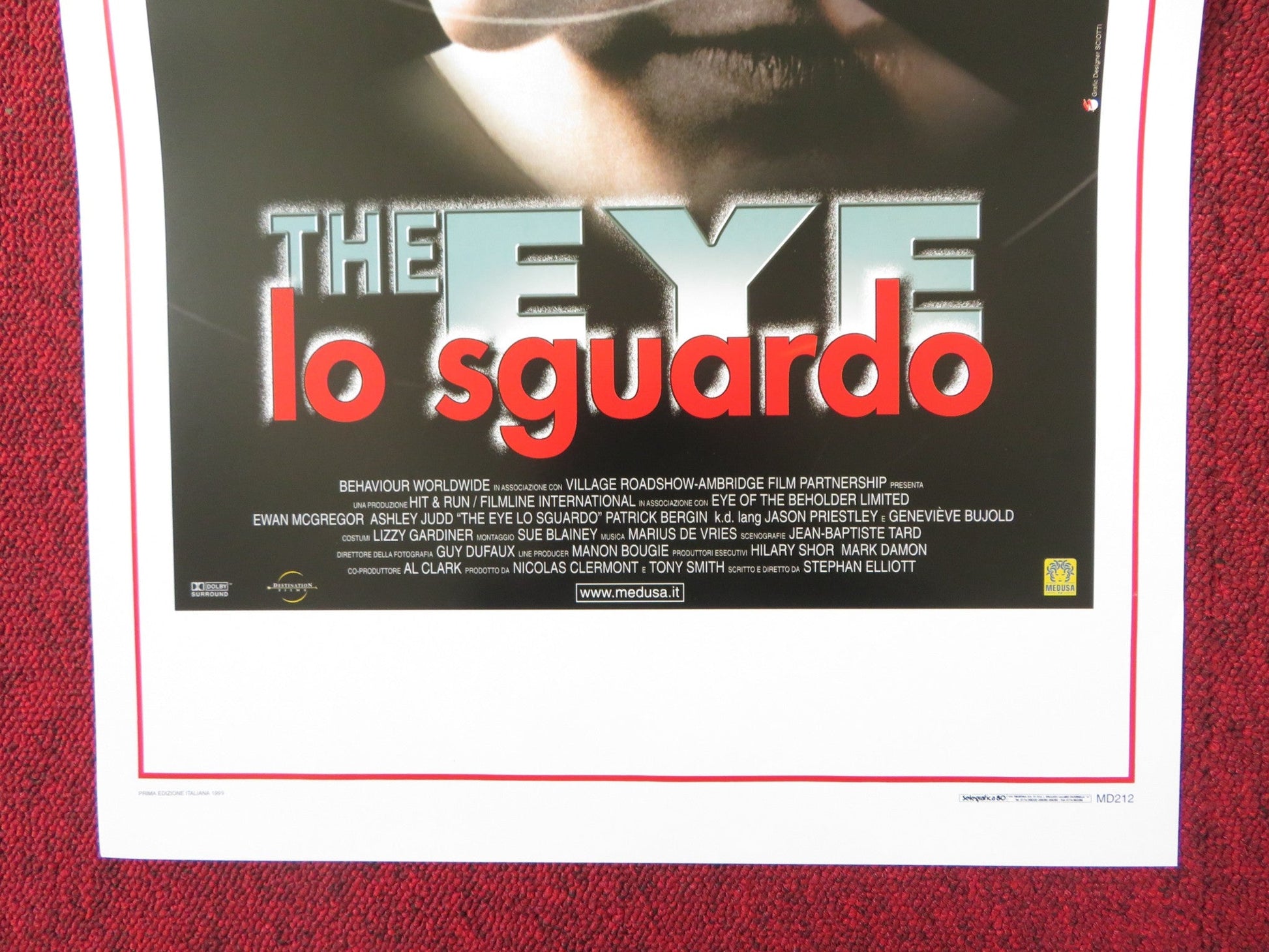 EYE OF THE BEHOLDER ITALIAN LOCANDINA POSTER EWAN MCGREGOR ASHLEY JUDD 1999 Rendezvous Cinema Movie posters