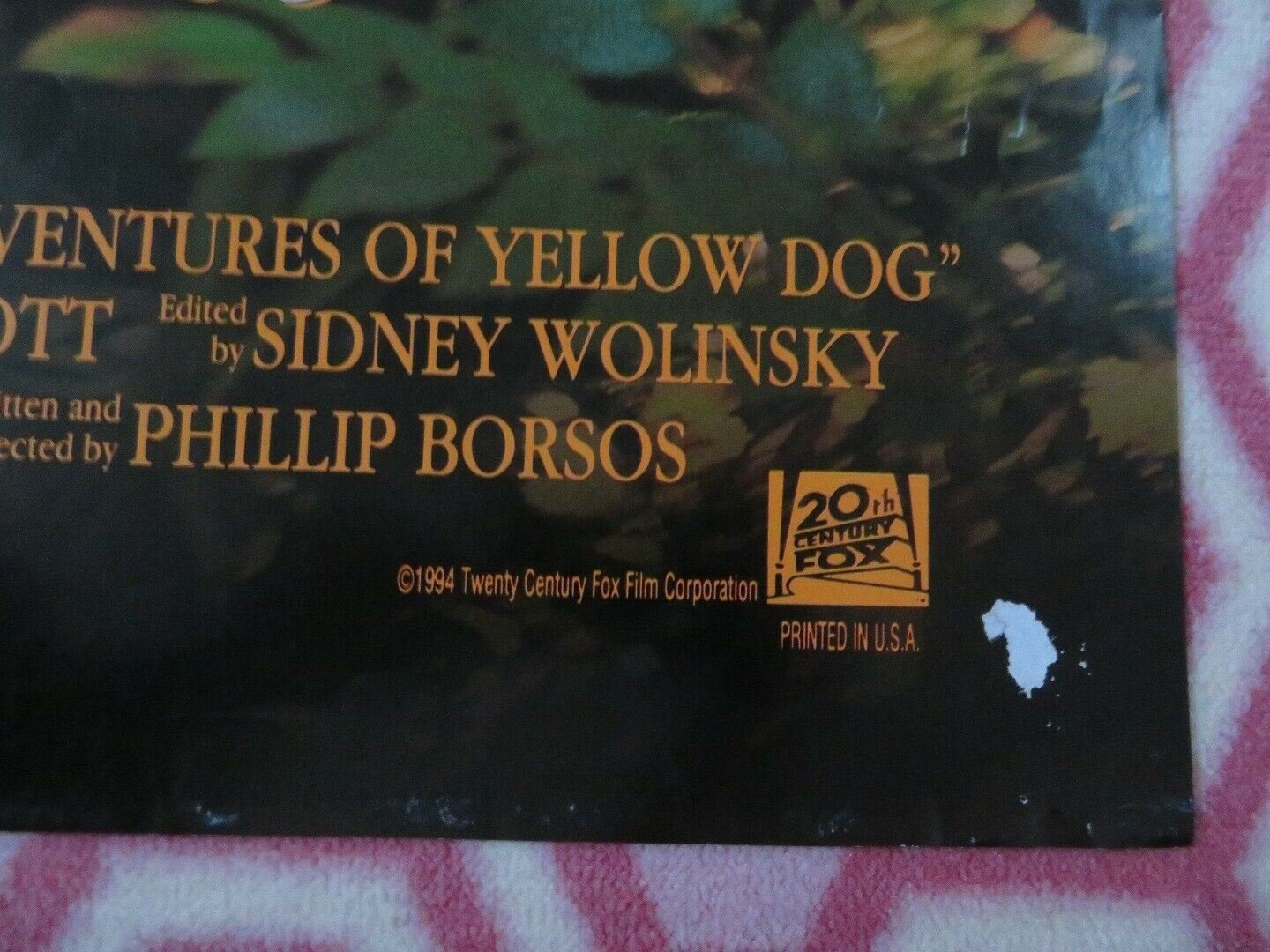 FAR FROM HOME-The Adventures of Yellow Dog VER.A US ONE SHEET POSTER - Rendezvous Cinema