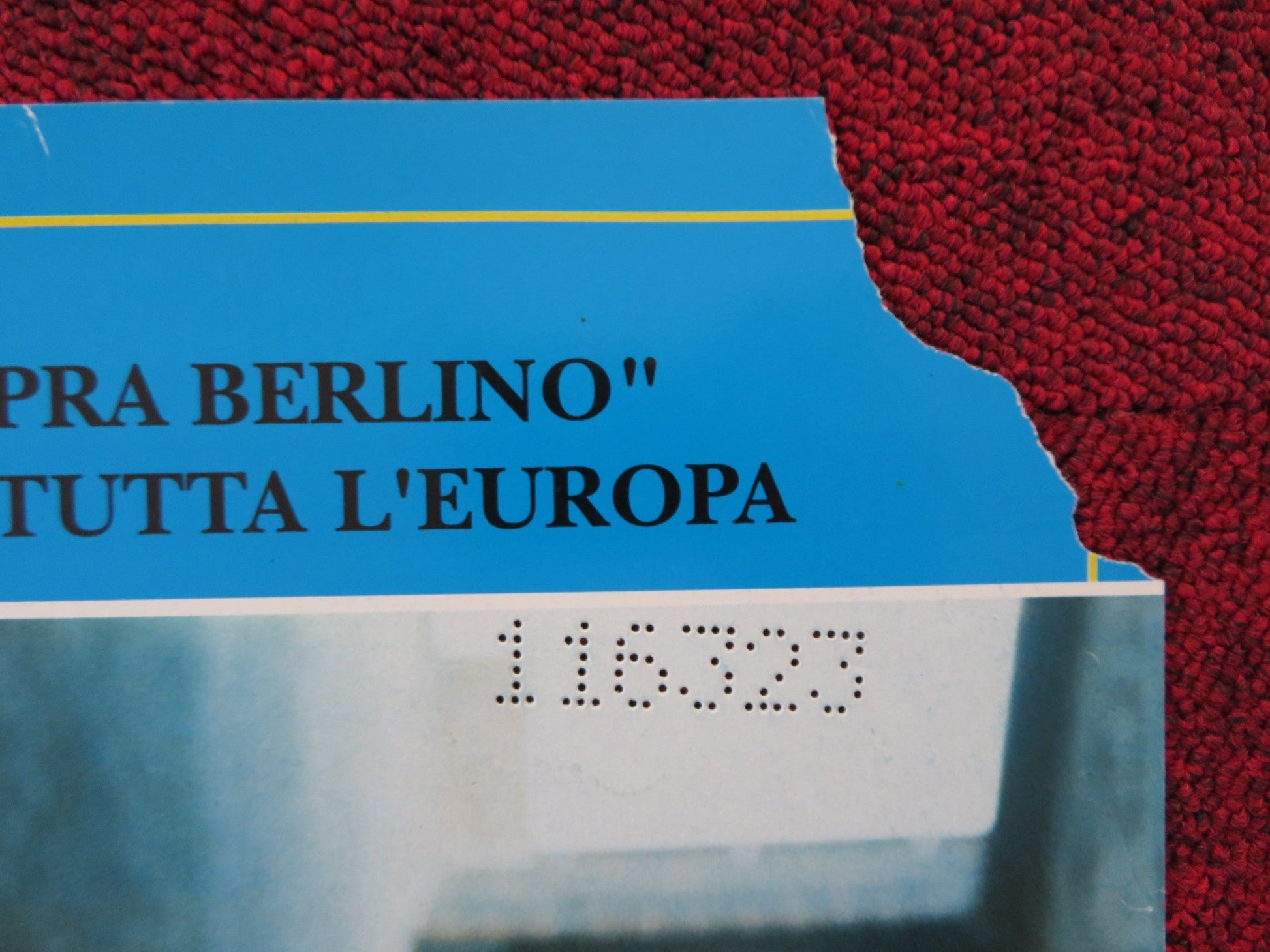 FARAWAY, SO CLOSE! ITALIAN FOTOBUSTA POSTER WILLEM DAFOE OTTO SANDER 1993 Rendezvous Cinema Movie posters