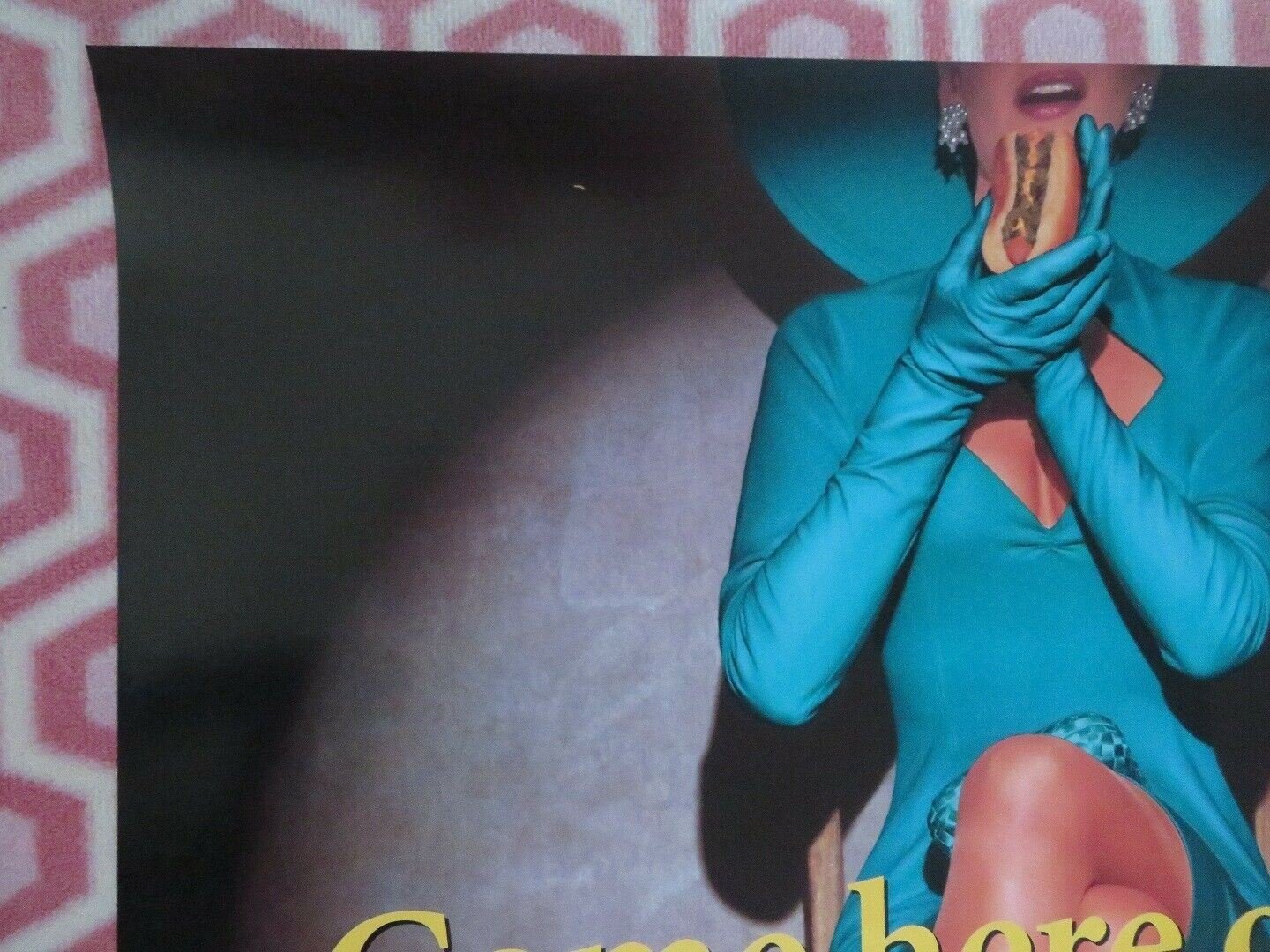 FATAL INSTINCT-BLUE US ONE SHEET ROLLED POSTER SHERILYN FENN 1993 - Rendezvous Cinema
