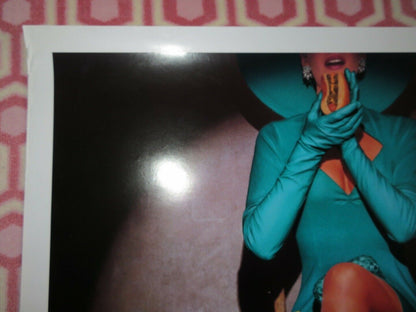 FATAL INSTINCT US ONE SHEET ROLLED POSTER SHERILYN FENN SEAN YOUNG 1993 Movie posters