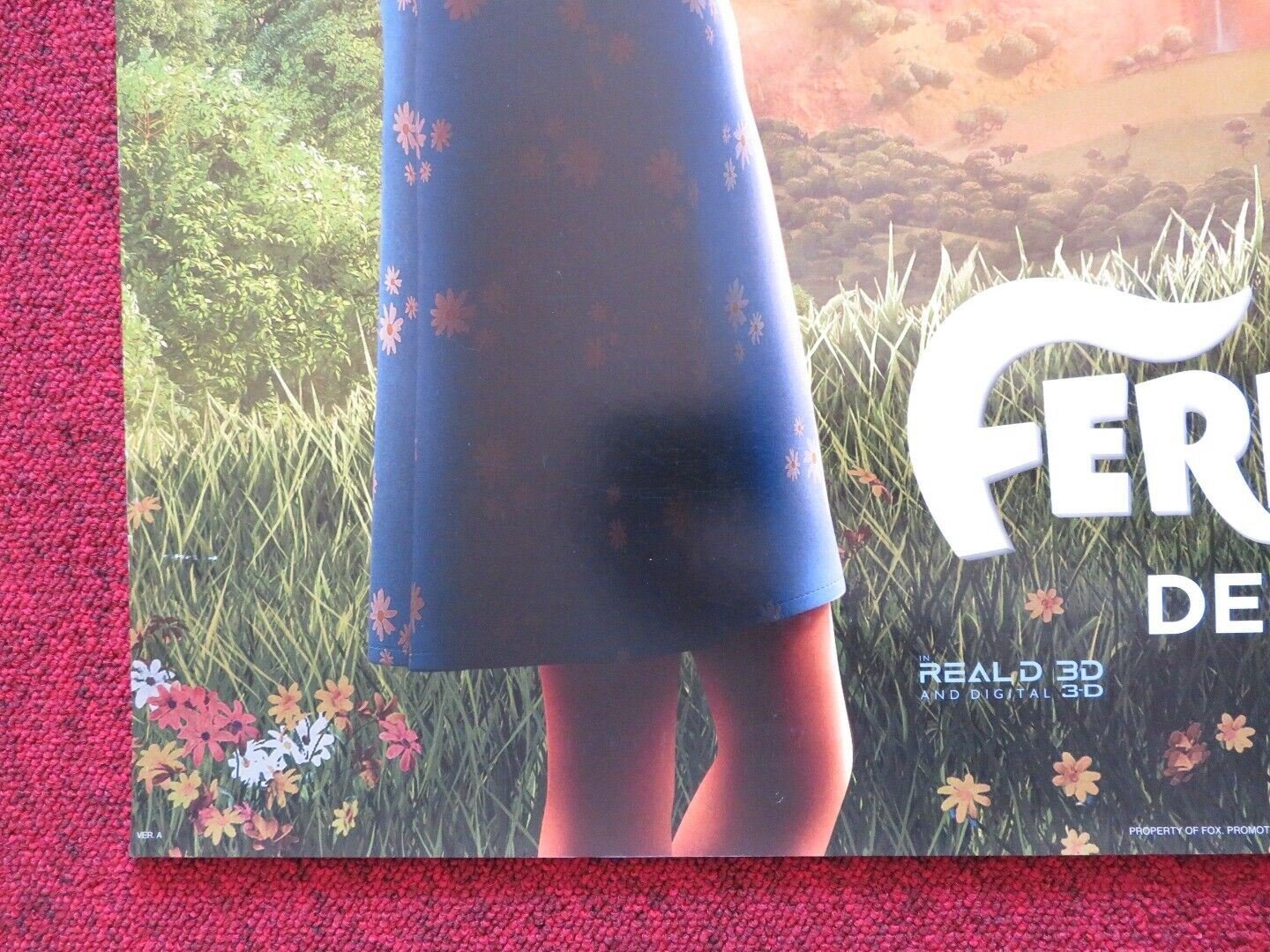 FERDINAND - VERSION A US ONE SHEET ROLLED POSTER CARLOS SALDANHA JACK GORE 2017 - Rendezvous Cinema
