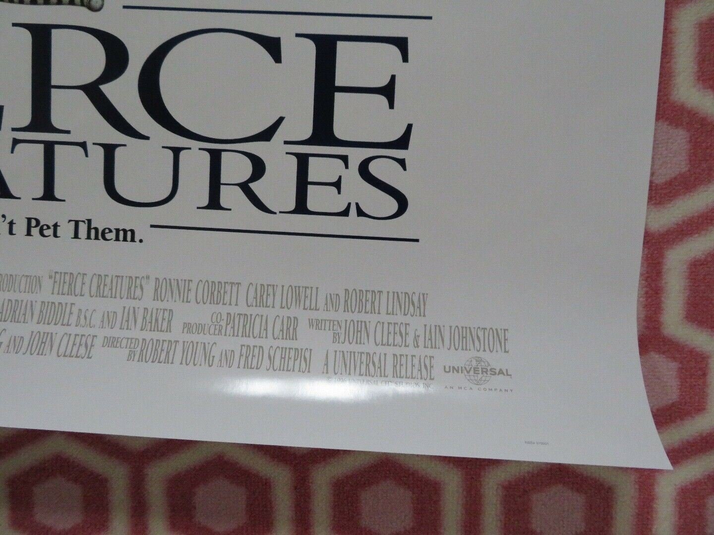 FIERCE CREATURES US ONE SHEET ROLLED POSTER JOHN CLEESE 1997 Movie posters