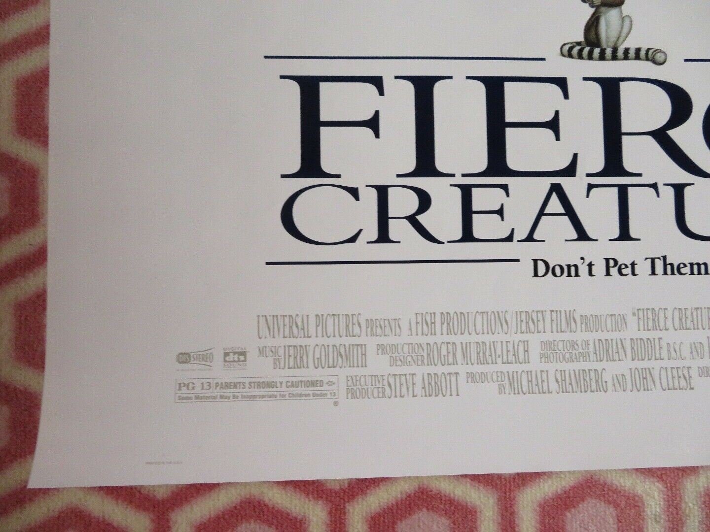 FIERCE CREATURES US ONE SHEET ROLLED POSTER JOHN CLEESE JAMIE LEE CURTIS 1997 Movie posters