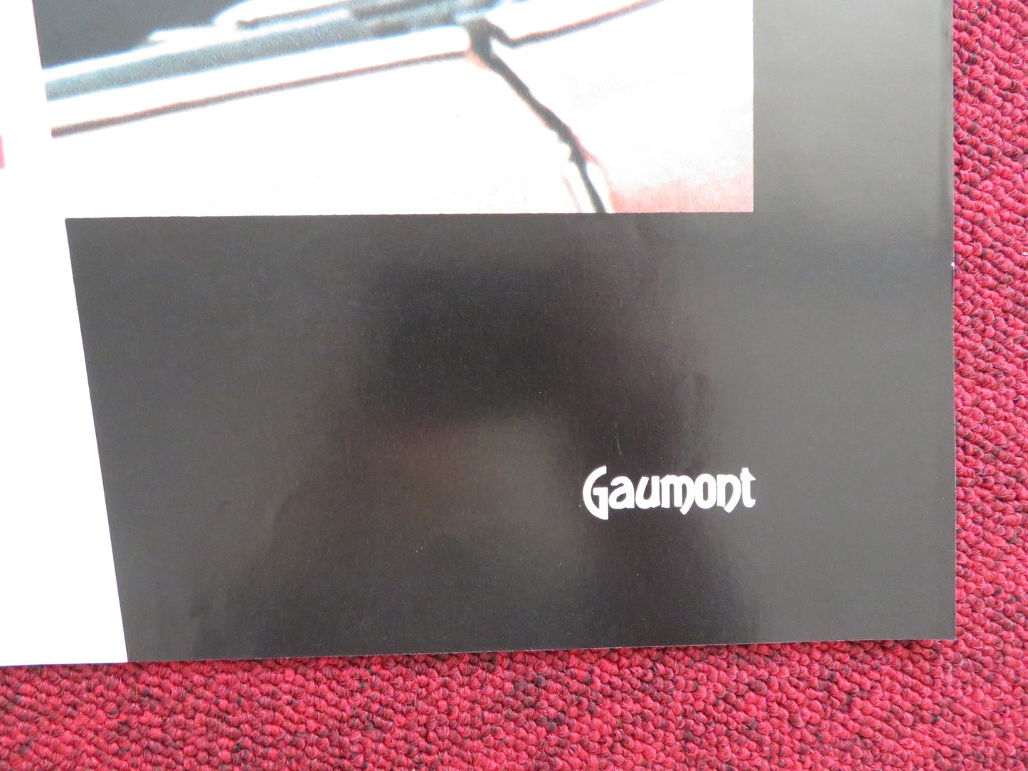 FIGHTING BACK - C ITALIAN FOTOBUSTA POSTER TOM SKERRITT PATTI LUPONE 1983 Rendezvous Cinema Movie posters