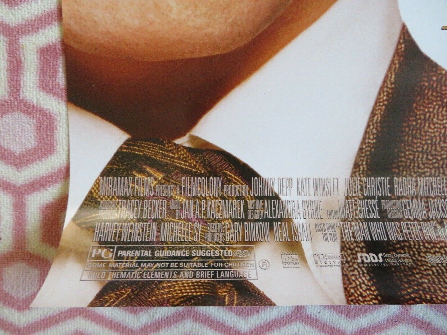 FINDING NEVERLAND ONE SHEET ROLLED POSTER JOHNNY DEPP KATE WINSLET 2004 Movie posters