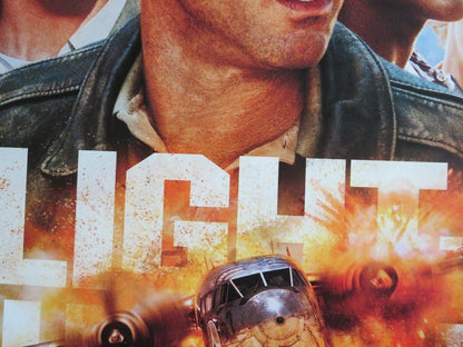 FLIGHT OF THE PHOENIX VERSION B US ROLLED POSTER DENNIS QUAID HUGH LAURIE 2004 - Rendezvous Cinema