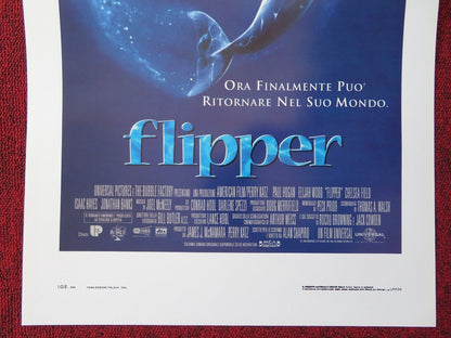 FLIPPER ITALIAN LOCANDINA (27.5"x13") POSTER PAUL HOGAN ELIJAH WOOD 1996 Movie posters