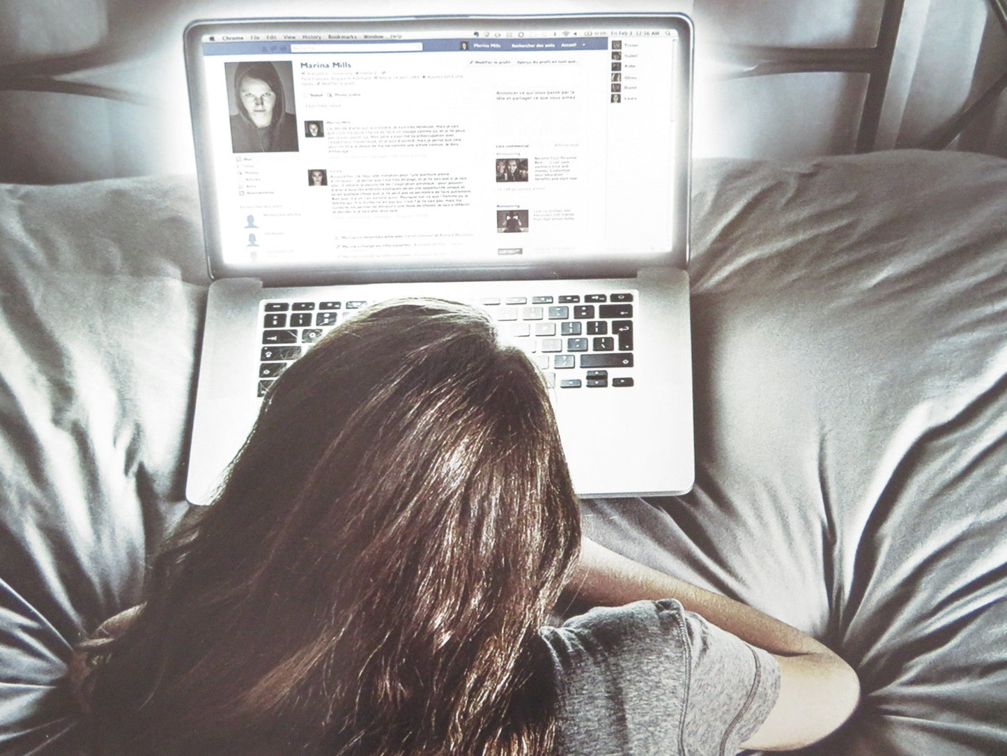 FRIEND REQUEST UK QUAD (30"x 40") ROLLED POSTER ALYCIA DEBNAM - CAREY 2016 Rendezvous Cinema Movie posters