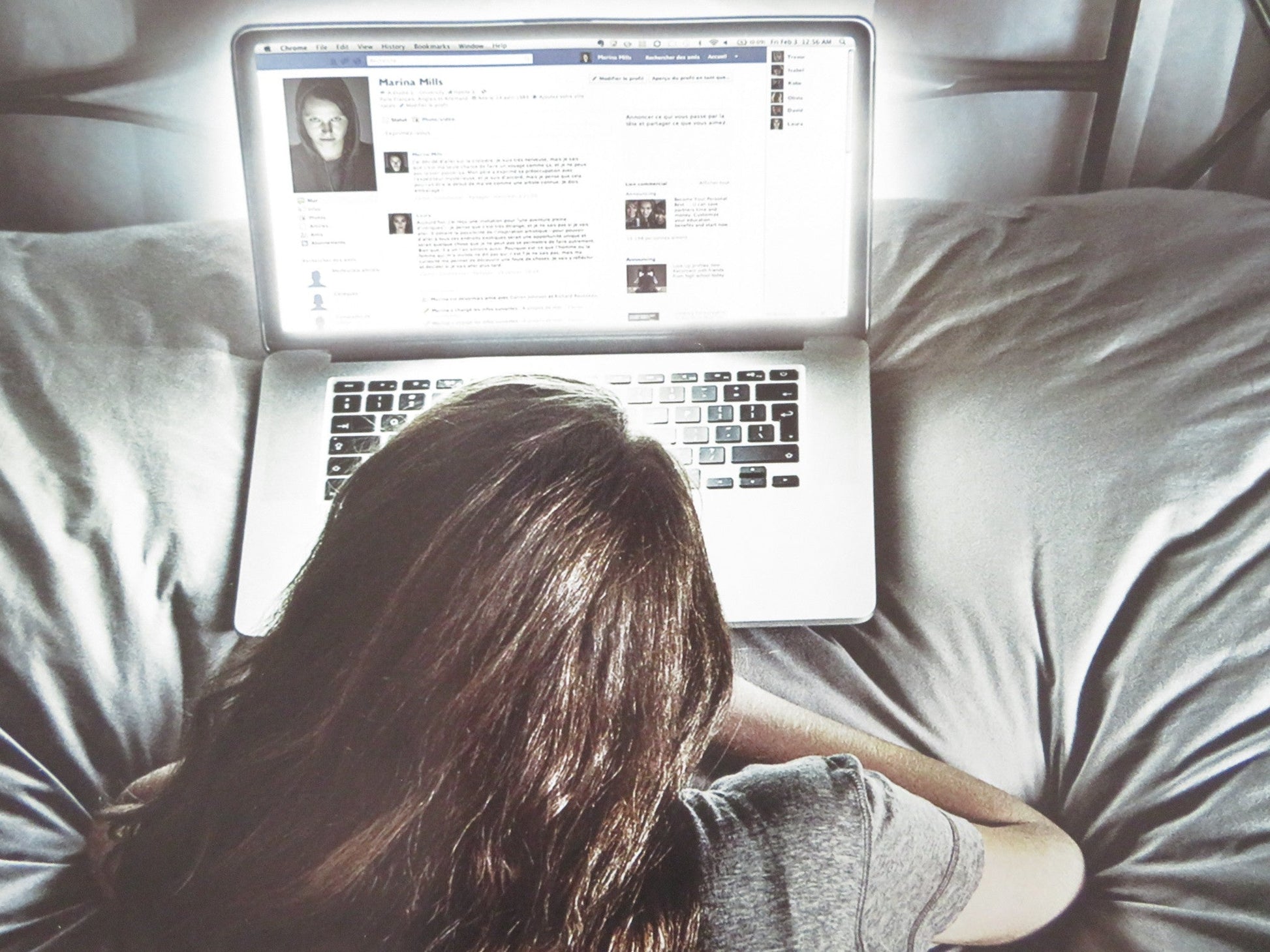 FRIEND REQUEST UK QUAD (30"x 40") ROLLED POSTER ALYCIA DEBNAM - CAREY 2016 Rendezvous Cinema Movie posters