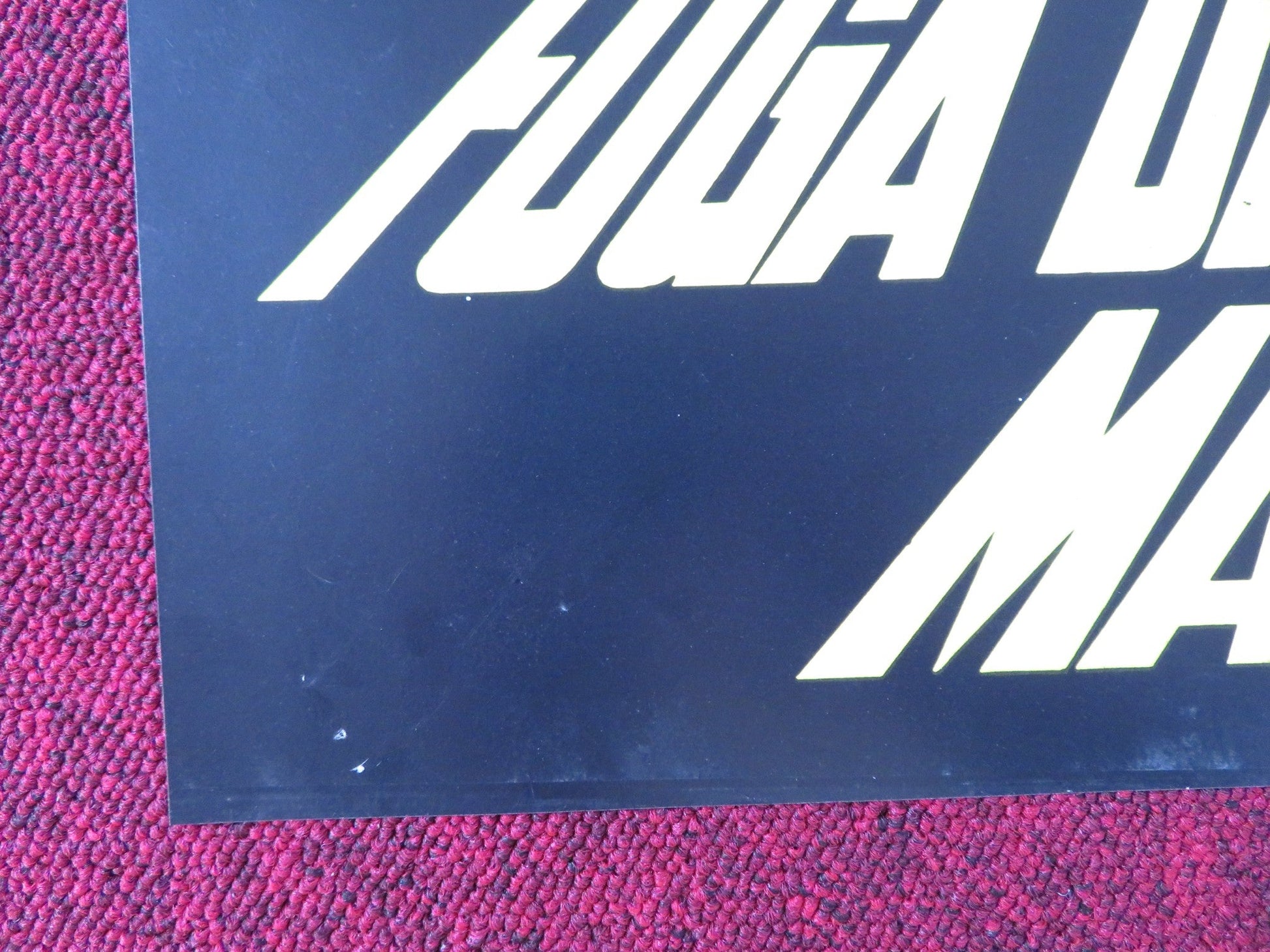 FUGA DALL'ARCIPELAGO MALEDETTO - D ITALIAN FOTOBUSTA POSTER DAVID WARBECK 1982 Rendezvous Cinema Movie posters