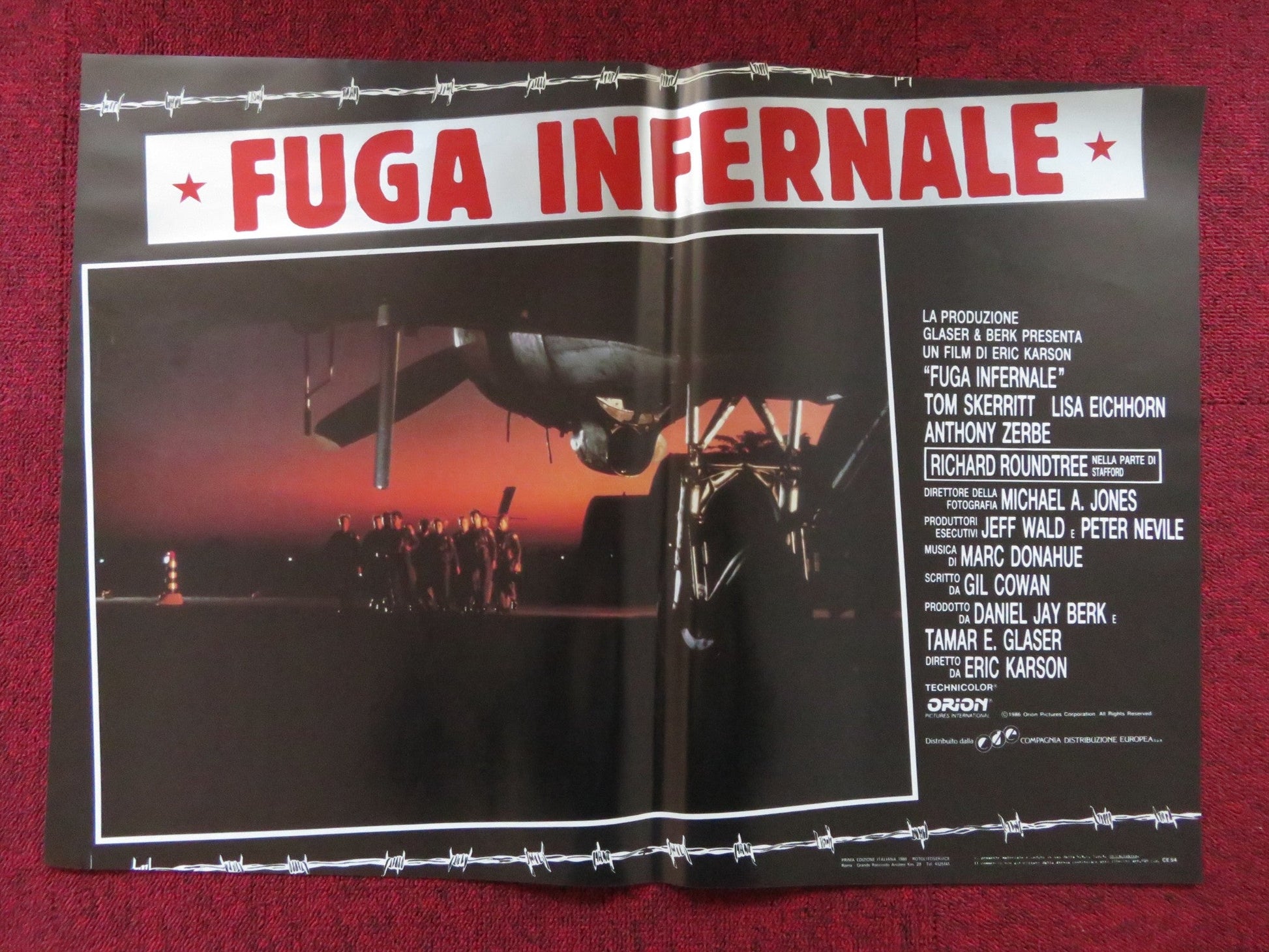 FUGA INFERNALE - C ITALIAN FOTOBUSTA POSTER TOM SKERRITT LISA EICHHORN 1986 Rendezvous Cinema Movie posters