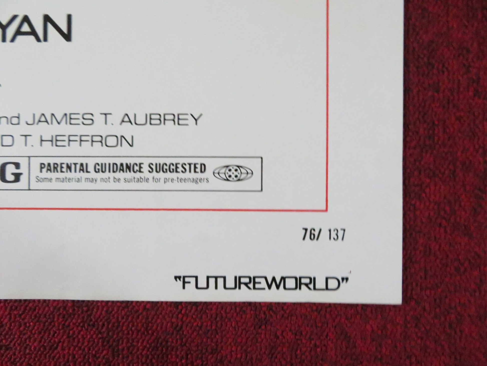 FUTUREWORLD - STYLE C FOLDED US ONE SHEET POSTER PETER FONDA YUL BRYNNER 1976 Rendezvous Cinema Movie posters