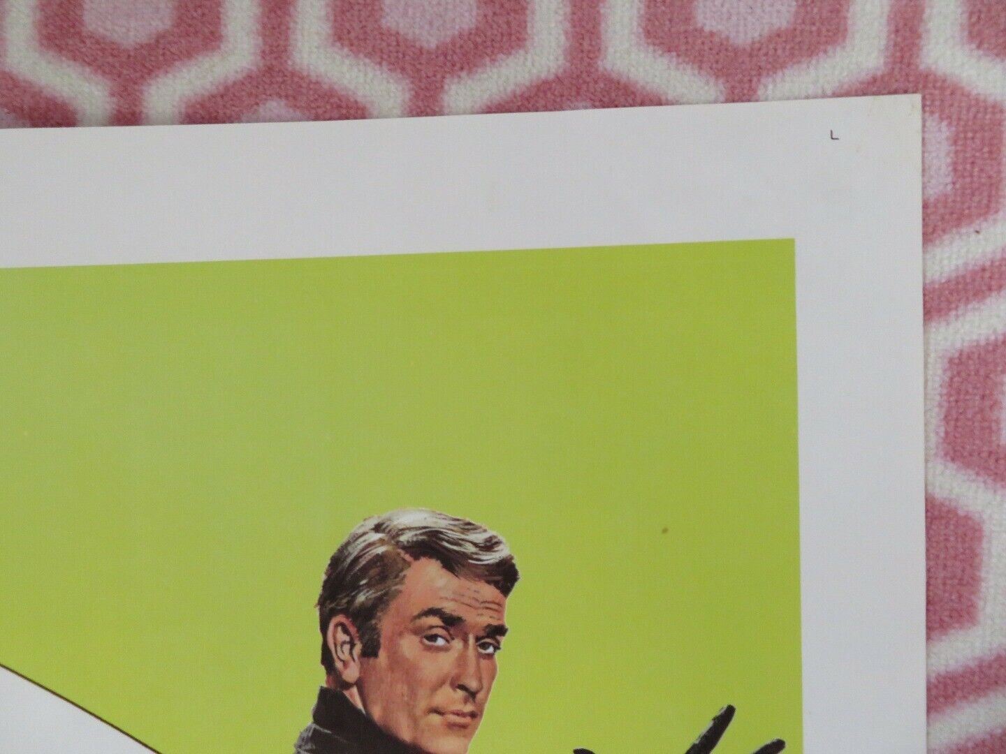 GAMBIT FOLDED US ONE SHEET POSTER SHIRLEY MACLAINE MICHAEL CAINE 1967 - Rendezvous Cinema