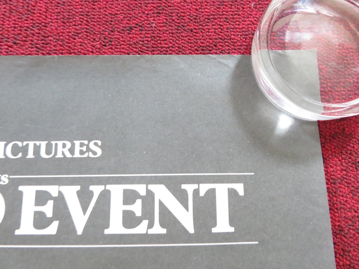 GANDHI UK QUAD (30"x 40") ROLLED POSTER BEN KINGSLEY ROSHAN SETH 1982 Rendezvous Cinema Movie posters