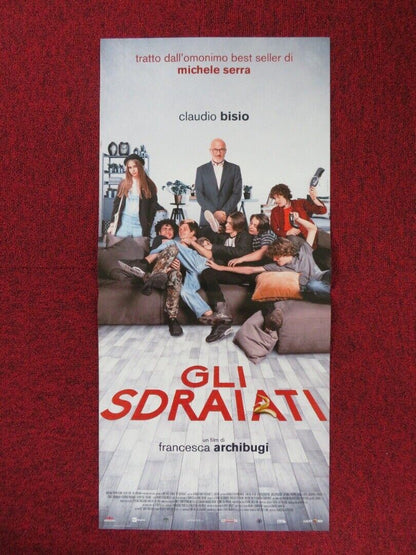 GLI SDRAIATI ITALIAN LOCANDINA (26.5"x12.5") POSTER CLAUDIO BISIO 2017 Movie posters