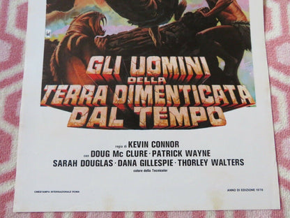 GLI UOMINI DELLA TERRA DIMENTICATA ... ITALIAN LOCANDINA (27.5"x13") POSTER 1978 - Rendezvous Cinema