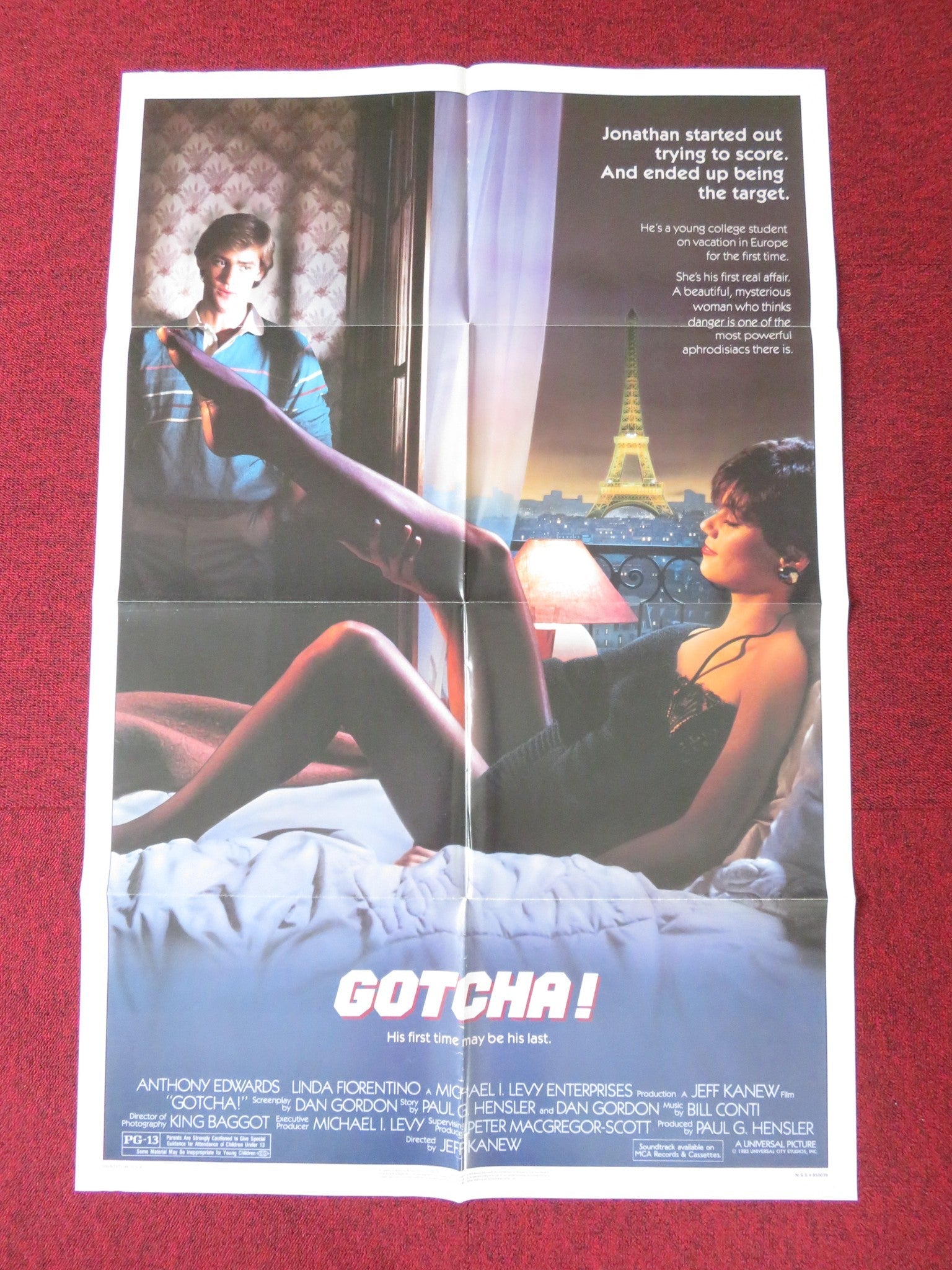 GOTCHA! FOLDED US ONE SHEET POSTER ANTHONY EDWARDS LINDA FIORENTINO 1985 Rendezvous Cinema Movie posters
