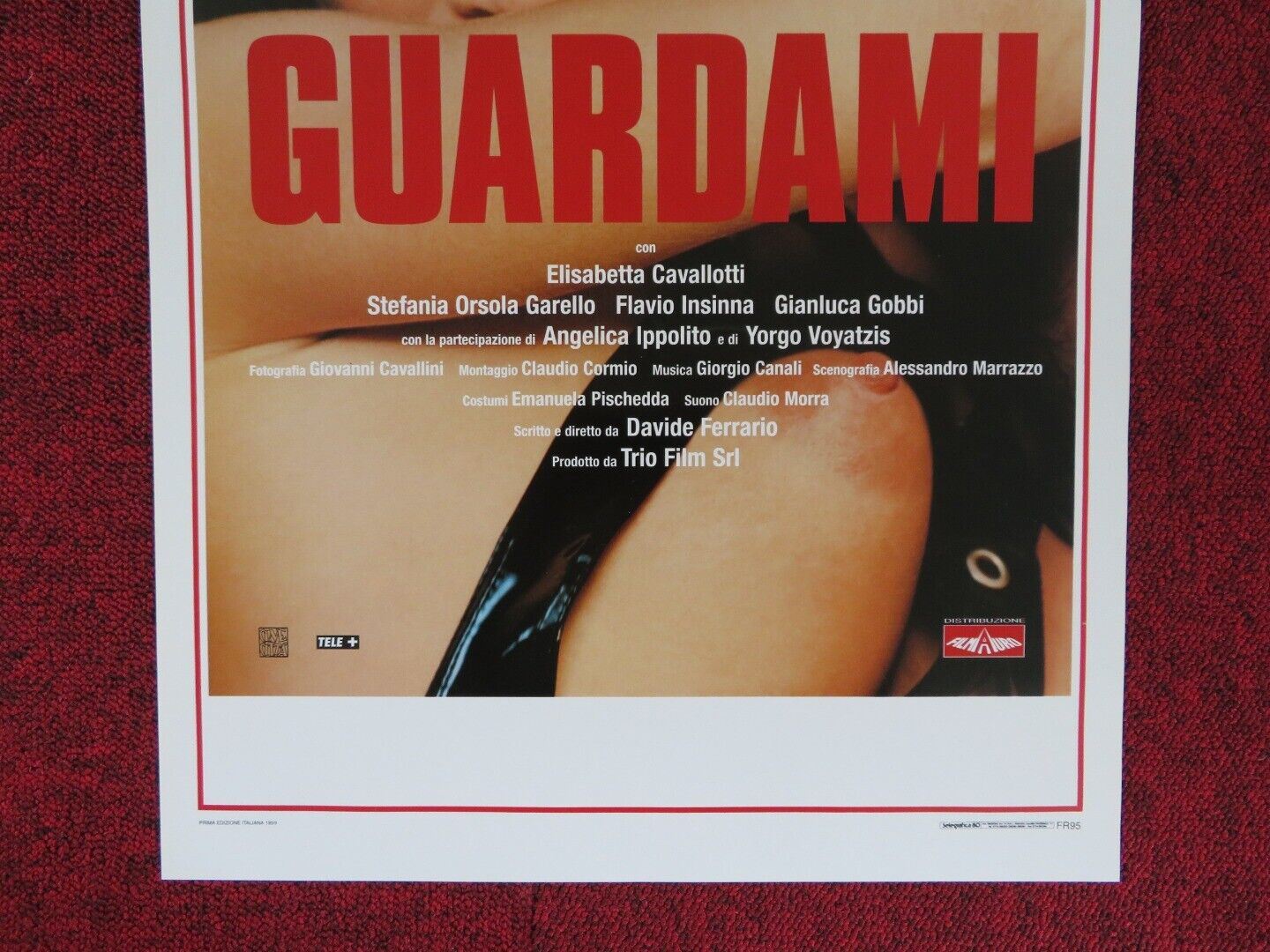 GUARDAMI ITALIAN LOCANDINA (27.5"x13") POSTER ELISABETTA CAVALLOTTI 1999 Movie posters