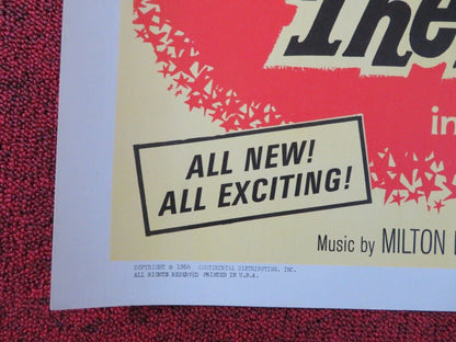 GULLIVER'S TRAVELS BEYOND THE MOON US HALF SHEET (22"x 28") POSTER 1966 Movie posters