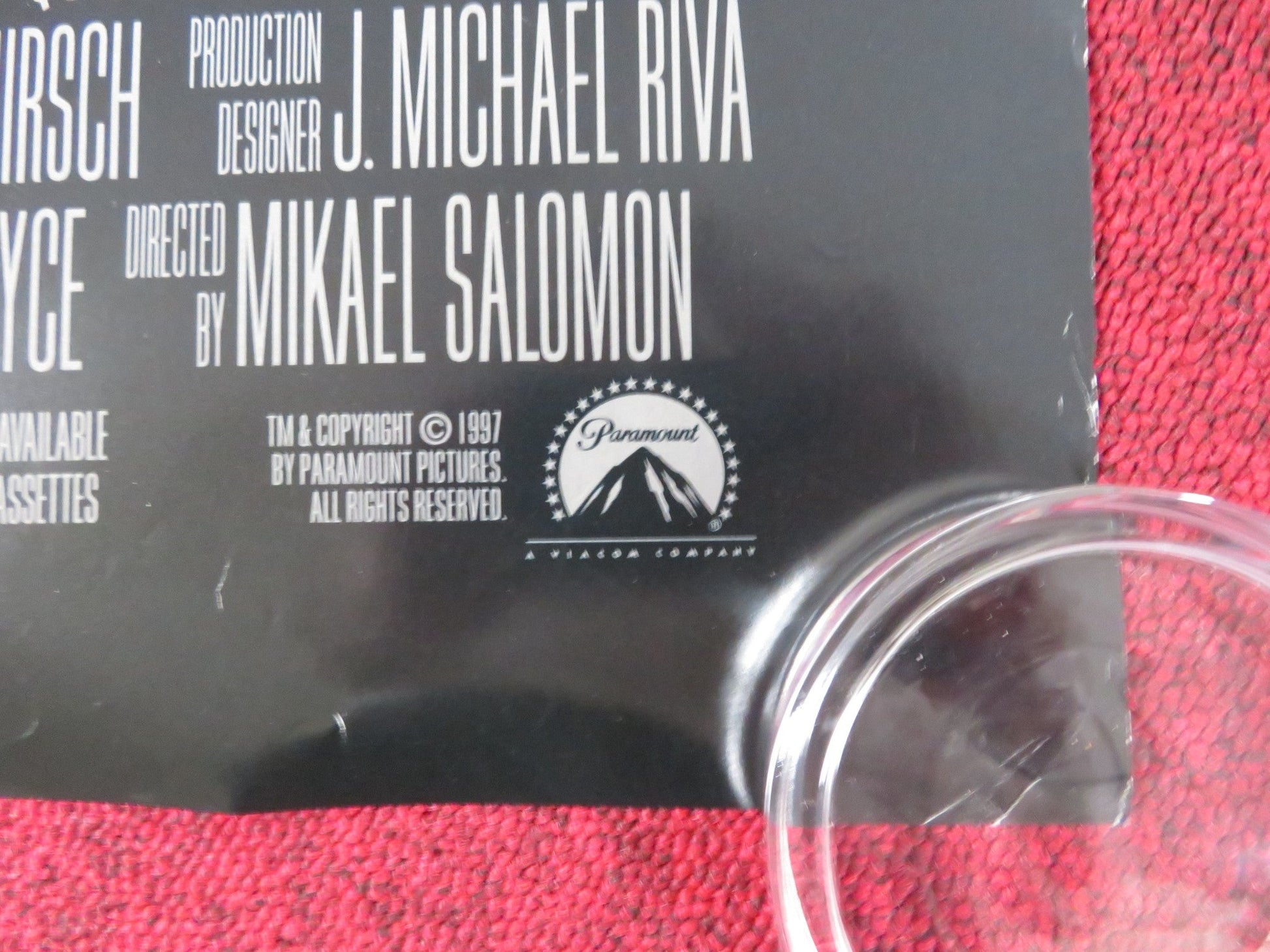 HARD RAIN US ONE SHEET ROLLED POSTER MORGAN FREEMAN CHRISTIAN SLATER 1998 Rendezvous Cinema Movie posters