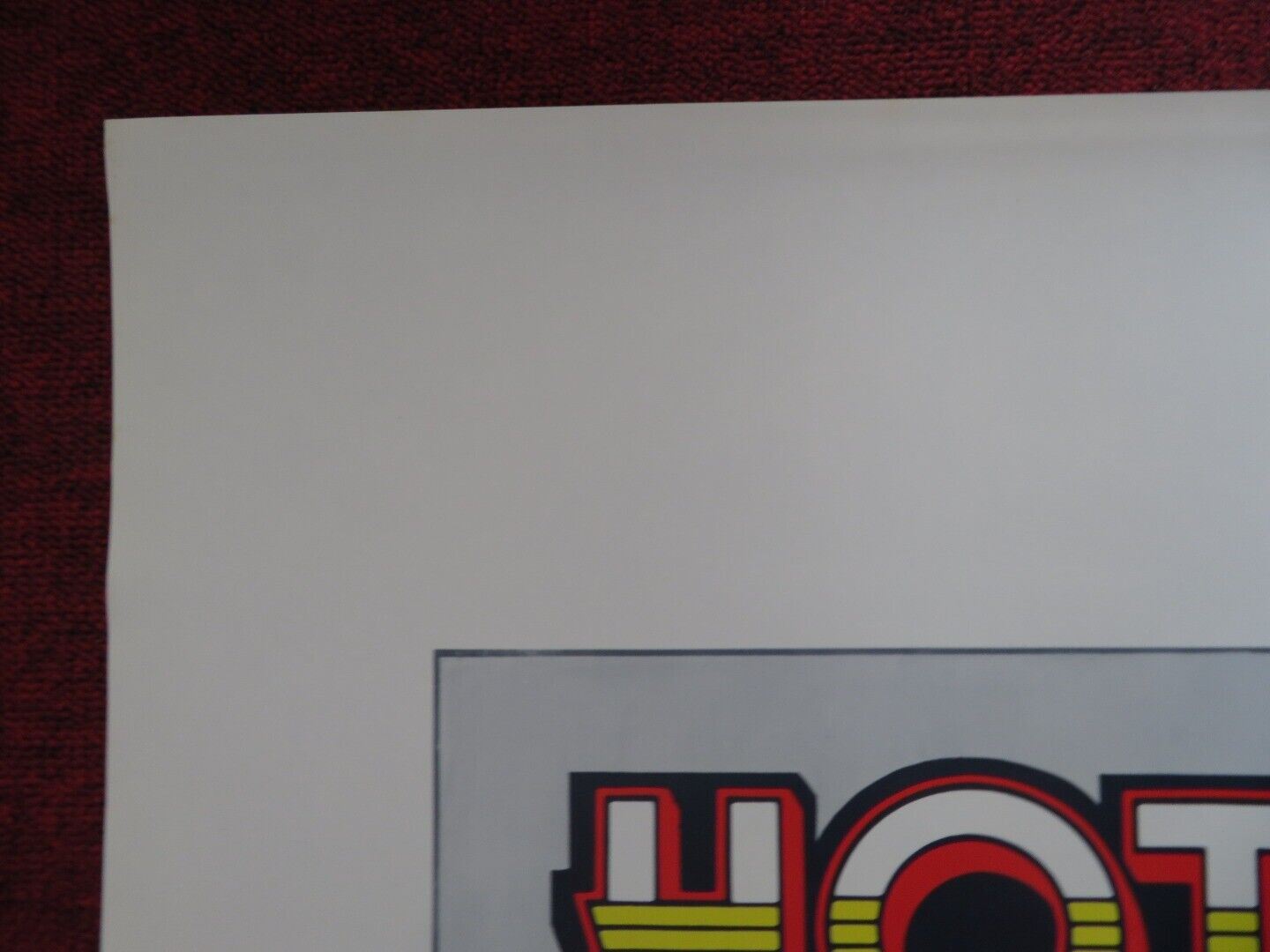 HOT DOG KUNG FU US ONE SHEET ROLLED POSTER 1970's & 1980's Movie posters