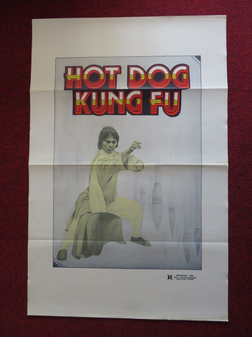 HOT DOG KUNG FU US ONE SHEET ROLLED POSTER 1970's & 1980's Movie posters