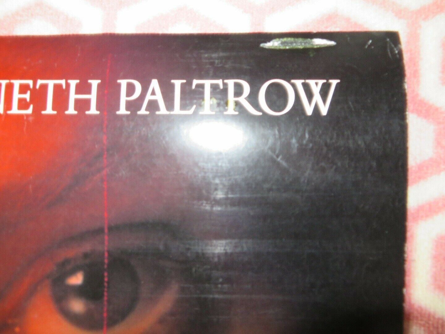 HUSH US ONE SHEET ROLLED POSTER JESSICA LANGE GWYNETH PALTROW 1998 Movie posters