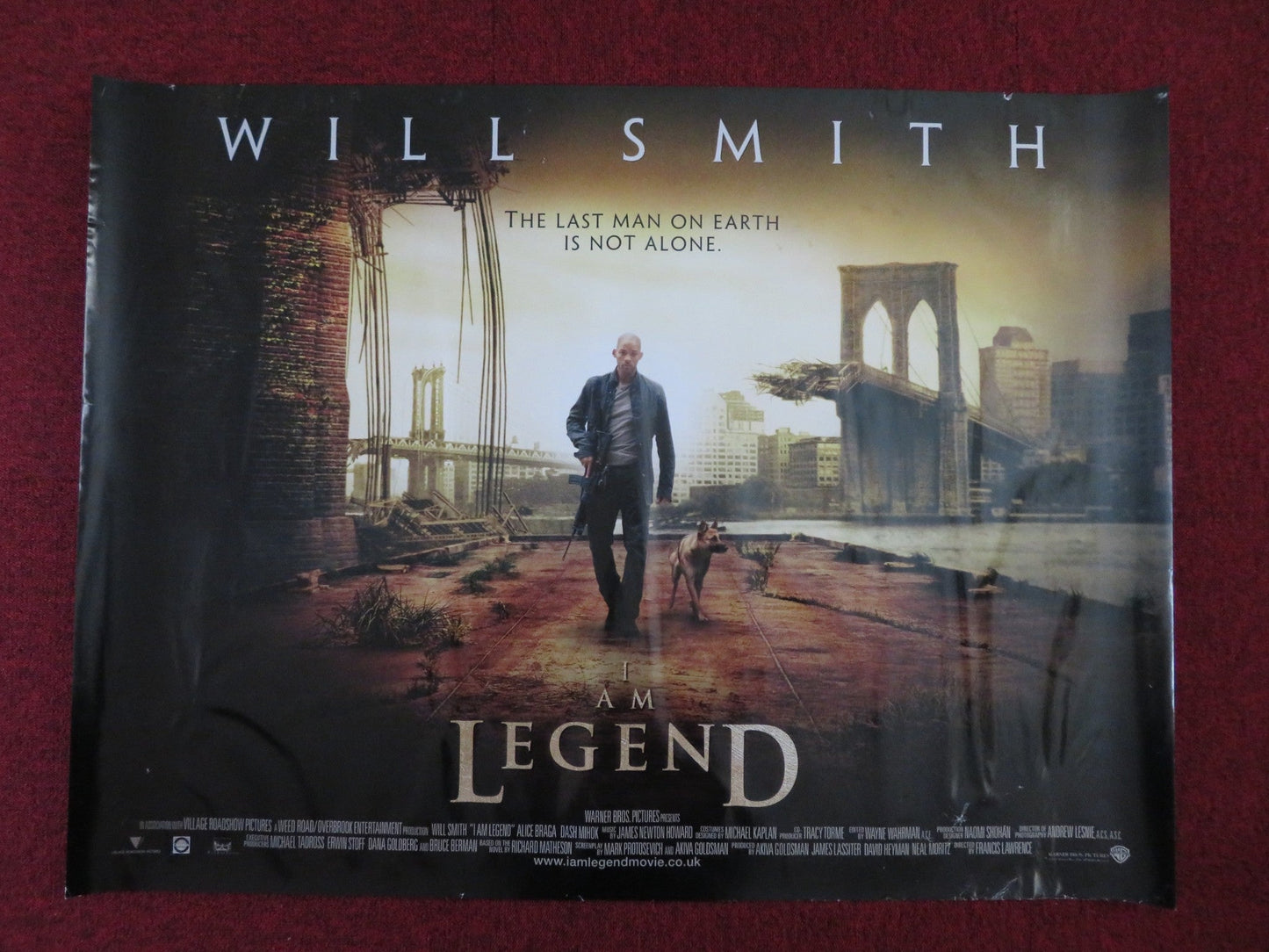 I AM LEGEND UK QUAD (30"x 40") ROLLED POSTER WILL SMITH ALICE BRAGA 2007 Rendezvous Cinema Movie posters