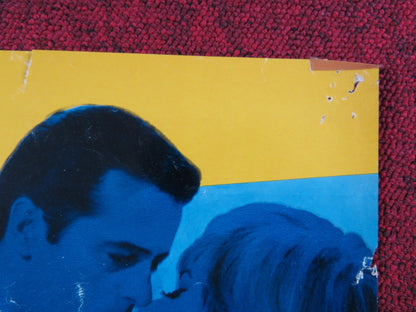 I DEAL IN DANGER ITALIAN FOGLIO POSTER ROBERT GOULET CHRISTINE CARERE 1966 Rendezvous Cinema Movie posters