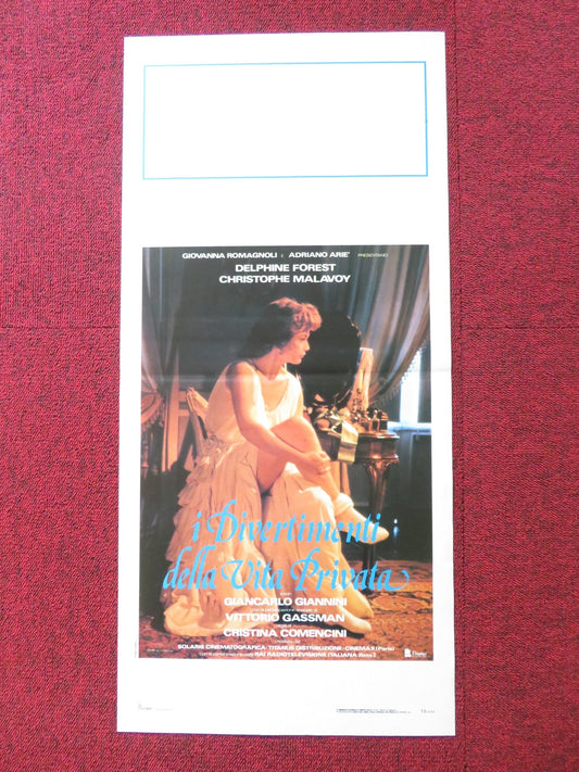I DIVERTIMENTI DELLA VITA PRIVATA ITALIAN LOCANDINA POSTER DELPHINE FOREST 1990 Rendezvous Cinema Movie posters