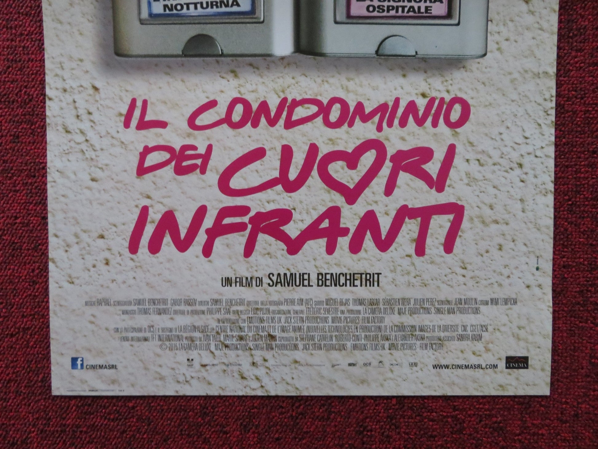 IL CONDOMINIO DEI CUORI INFRANTI ITALIAN LOCANDINA POSTER ISABELLE HUPPERT 2015 Rendezvous Cinema Movie posters