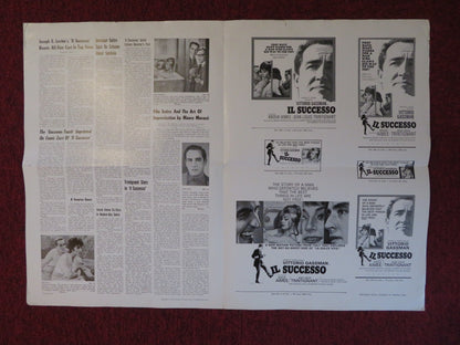 IL SUCCESSO UNCUT EMBASSY PICTURES FOLDED PRESS BOOK VITTORIO GASSMAN 1963 Rendezvous Cinema Movie posters
