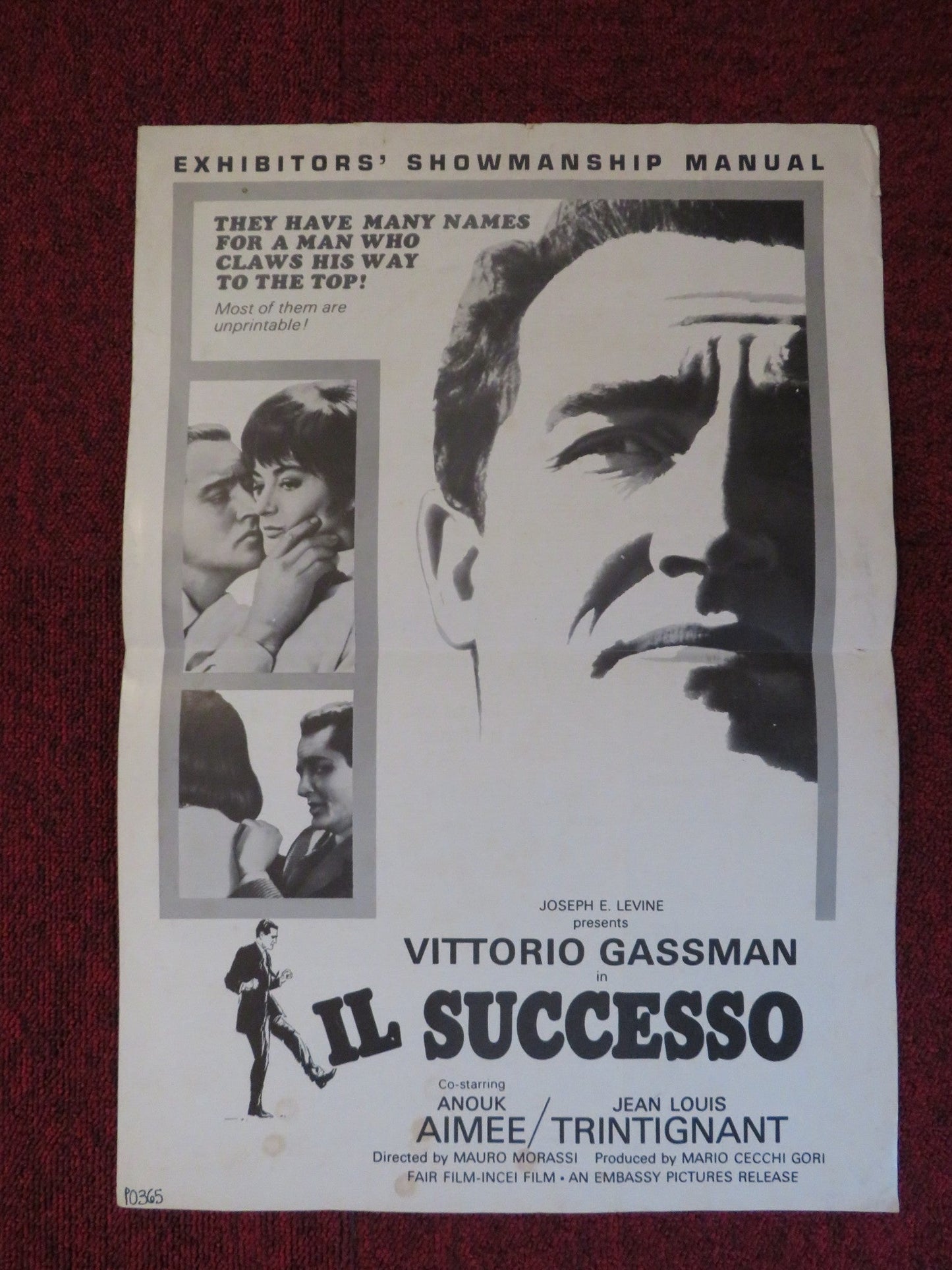 IL SUCCESSO UNCUT EMBASSY PICTURES FOLDED PRESS BOOK VITTORIO GASSMAN 1963 Rendezvous Cinema Movie posters