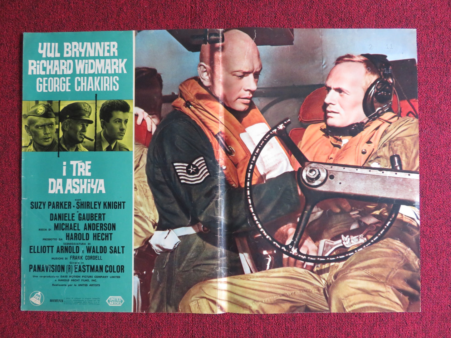FLIGHT FROM ASHIYA ITALIAN FOTOBUSTA POSTER YUL BRYNNER RICHARD WIDMARK 1964 - Rendezvous Cinema