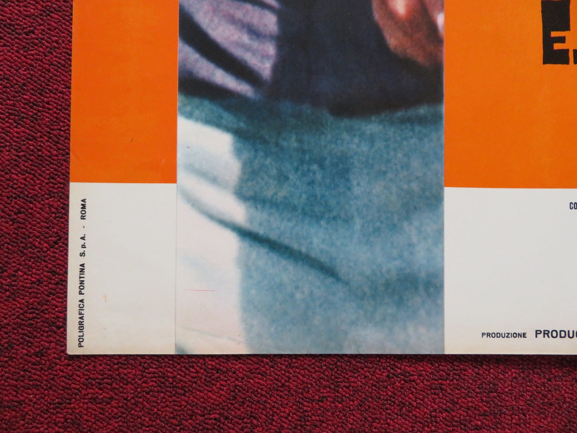 ALTO, BIONDA, E...CON SEI MATTI INTORNO ITALIAN FOGLIO POSTER P. RICHARD 1972 - Rendezvous Cinema
